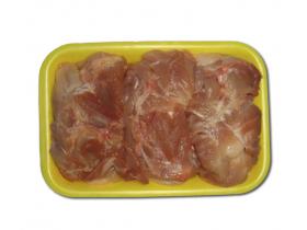 Мясо бескостное цыплёнка-бройлера на подложке охлаждённое