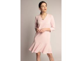 Платье нежно-розового оттенка