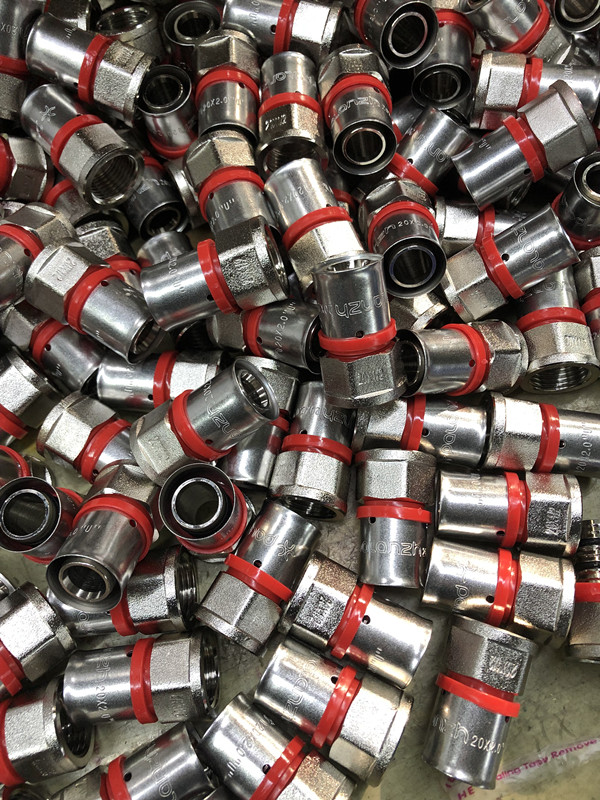 Пресс-фитинг