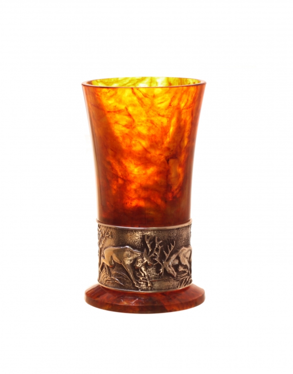 Стопка из янтаря